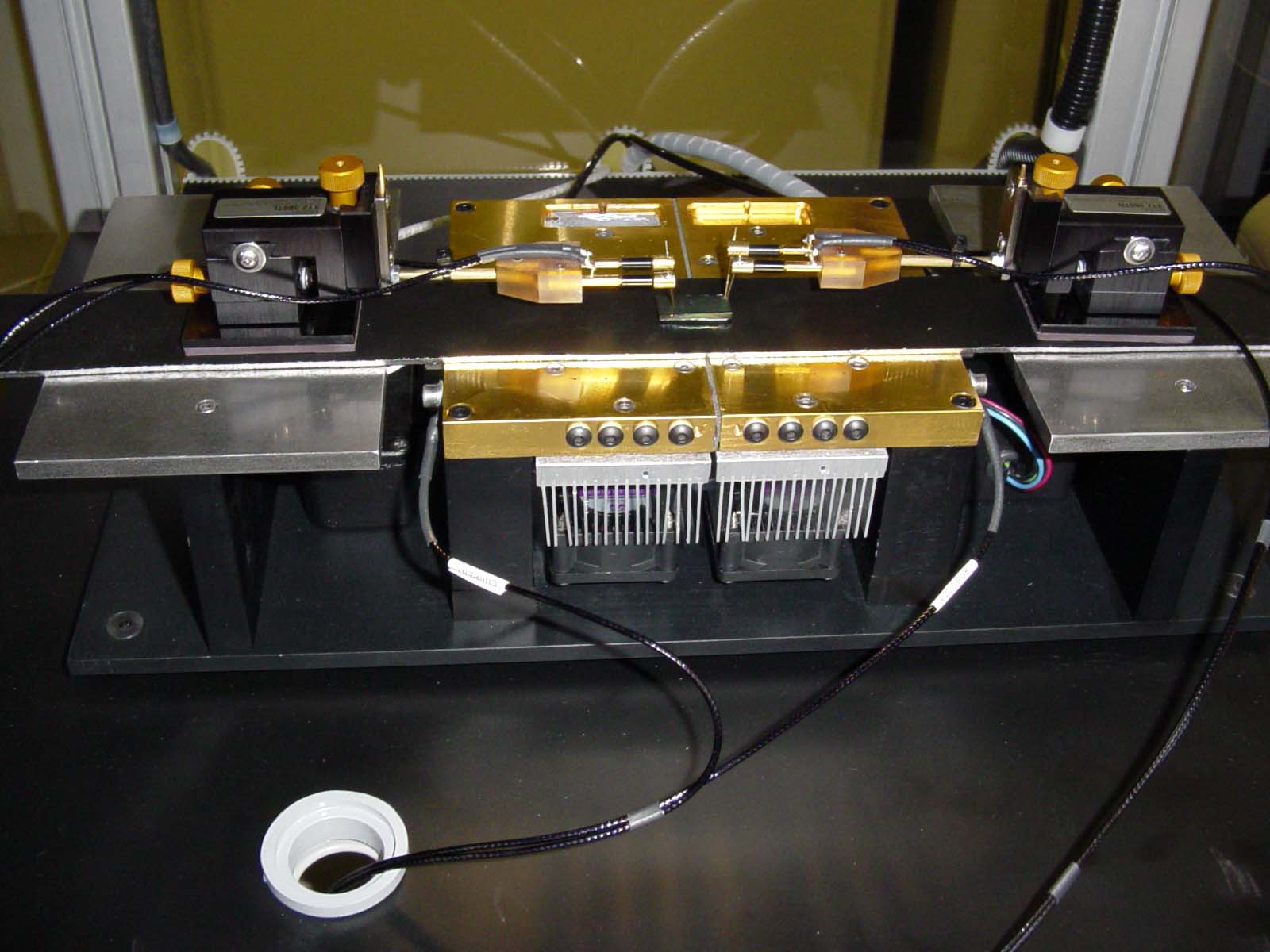 4-probes contacting